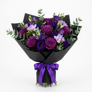 Ramo de encanto morado y negro